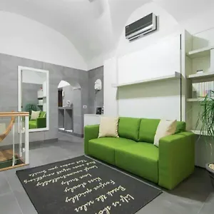 mezzocannone-home-casa-vacanze-centro-storico-napoli.hotels-amalfi.com/